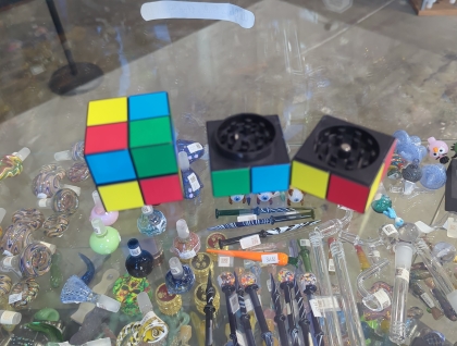 1.5" Plastic 3-Part Rubik's Cube Grinder